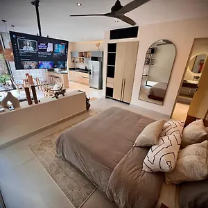https://xunkari-eco-luxury-bungalow-in-tulum.allrivieramayahotels.com